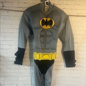 Men’s large Batman  Costume in Gray and Yellow. Big chest muscles!💪 great cond